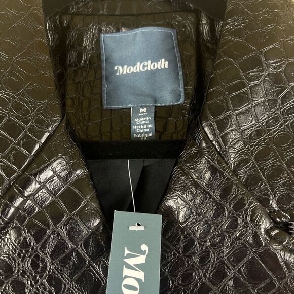 ModCloth Crocodile faux leather moto jacket cropped black color size Medium - Picture 6 of 10